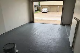 8048 Sands Point Dr, Houston, TX 77036 - Photo 11