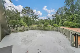 2019 N Thompson St, Conroe, TX 77301 - Photo 3