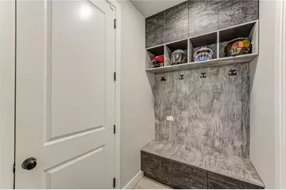 4650 Brazos Shores Drive, Sugar Land, TX 77479 - Photo 9