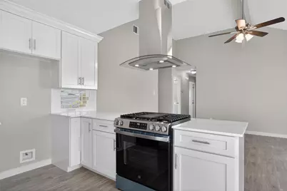 12534 Warrenwood Drive, Houston, TX 77066 - Photo 7