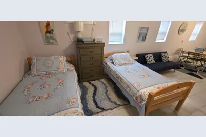 1915 Avenue O 1/2 Rear Unit A, Galveston, TX 77550 - Photo 21