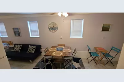 1915 Avenue O 1/2 Rear Unit A, Galveston, TX 77550 - Photo 17