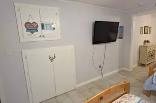 1915 Ave O 1/2 Rear Unit A, Galveston, TX 77550 - Photo 5