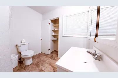 911 Depot Street, El Campo, TX 77437 - Photo 27