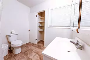 911 Depot St, El Campo, TX 77437 - Photo 27