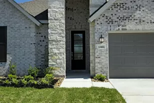 13411 Harbor Pt Dr, Texas City, TX 77568 - Photo 3