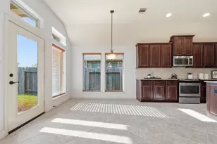 3706 Cibolo Ct, Pearland, TX 77584 - Photo 9