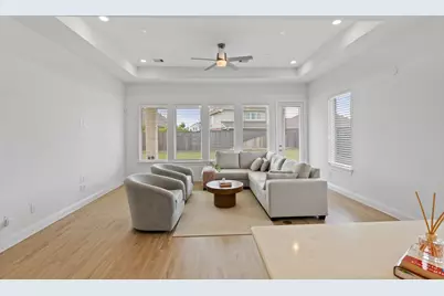 10807 Cloaked Wing Court, Cypress, TX 77433 - Photo 19