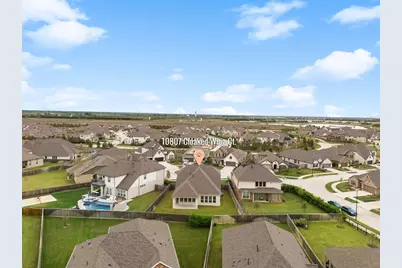 10807 Cloaked Wing Court, Cypress, TX 77433 - Photo 39