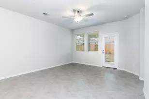 18499 Sunrise Maple Dr, Conroe, TX 77316 - Photo 9