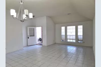 17006 Dusty Mill Drive E, Sugar Land, TX 77498 - Photo 7