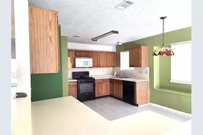 17006 Dusty Mill Drive E, Sugar Land, TX 77498 - Photo 13