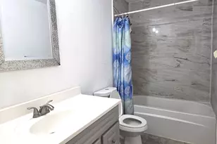 17006 Dusty Mill Dr E, Sugar Land, TX 77498 - Photo 35