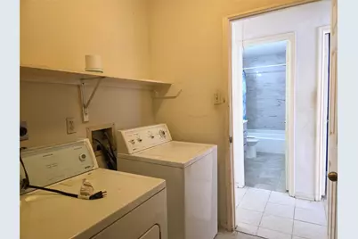 17006 Dusty Mill Drive E, Sugar Land, TX 77498 - Photo 21