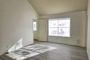 17006 Dusty Mill Dr E, Sugar Land, TX 77498 - Photo 25