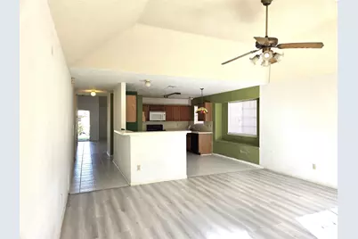 17006 Dusty Mill Drive E, Sugar Land, TX 77498 - Photo 9