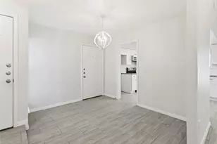 16915 Stardale Ln, Friendswood, TX 77546 - Photo 9