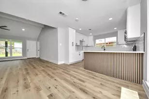 10502 White Fawn Dr, Houston, TX 77041 - Photo 9