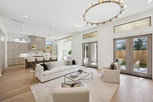 710 E 18th St, Houston, TX 77008 - Photo 13