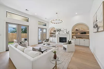 710 E 18th Street, Houston, TX 77008 - Photo 11