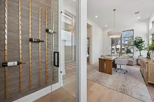 710 E 18th St, Houston, TX 77008 - Photo 7