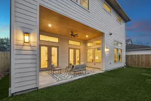 710 E 18th St, Houston, TX 77008 - Photo 35