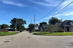7804 Jester St, Houston, TX 77051 - Photo 5