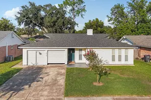 7818 Smokey Wood Ln, Houston, TX 77086 - Photo 3