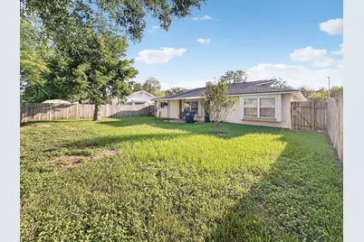 7818 Smokey Wood Lane, Houston, TX 77086 - Photo 35