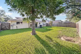 7818 Smokey Wood Ln, Houston, TX 77086 - Photo 33