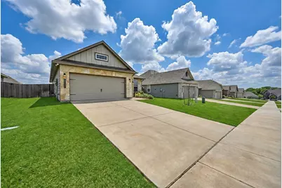 1443 Lake Ridge Drive, Brenham, TX 77833 - Photo 3