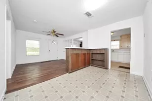 132 Hoffman St, Houston, TX 77020 - Photo 11