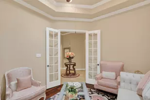 55 S Victoriana Cir, Spring, TX 77389 - Photo 9
