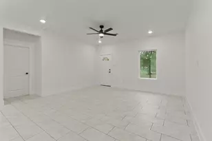 708 Azalea St, Waller, TX 77484 - Photo 17