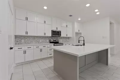 708 Azalea Street, Waller, TX 77484 - Photo 5