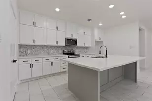 708 Azalea St, Waller, TX 77484 - Photo 5