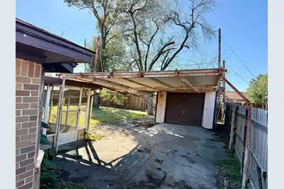 4523 Hemlock Drive, Baytown, TX 77521 - Photo 13