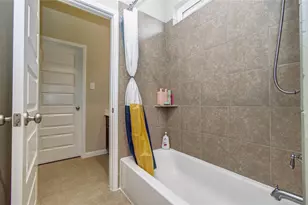 66 Zenith Ln, Sugar Land, TX 77498 - Photo 43