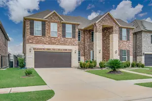 66 Zenith Ln, Sugar Land, TX 77498 - Photo 3