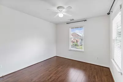 8011 Fisher Glen Lane, Houston, TX 77072 - Photo 19