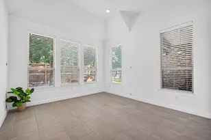 13326 Lake Chesdin Rd, Houston, TX 77044 - Photo 17