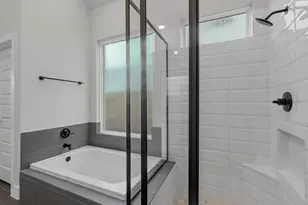 4608 Flintrock Park Dr, Spring, TX 77386 - Photo 9