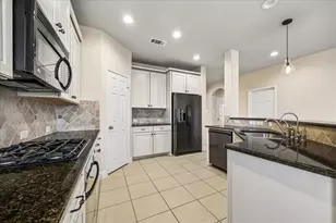 6903 Stevenson Dr, Missouri City, TX 77459 - Photo 9