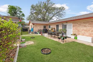1317 Garden Ln, Bryan, TX 77802 - Photo 25