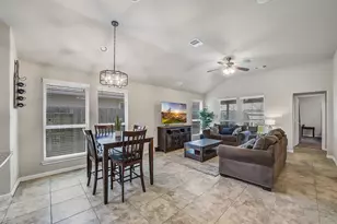 18946 Barrington Grove Trace, Richmond, TX 77407 - Photo 9