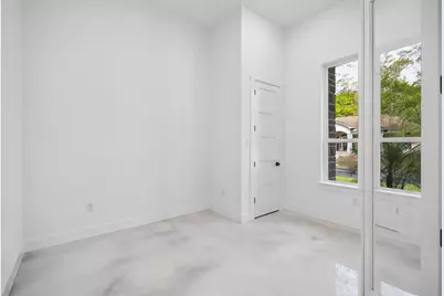 2405 W Green Briar Drive, Huntsville, TX 77340 - Photo 7