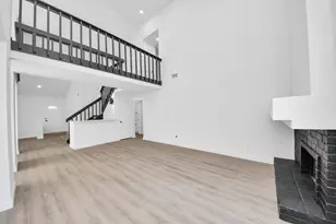 2911 Meadowgrass Ln, Houston, TX 77082 - Photo 9