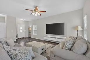23319 Dovetail Colony Ct, Katy, TX 77493 - Photo 5