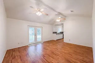 3506 Oxford Rd, Alvin, TX 77511 - Photo 3