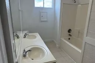 6289 Wilcrest Dr, Houston, TX 77072 - Photo 13